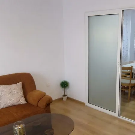 Apartment In The Heart Of *